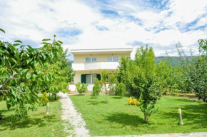 Villa Katarina  Каштел Камбеловац